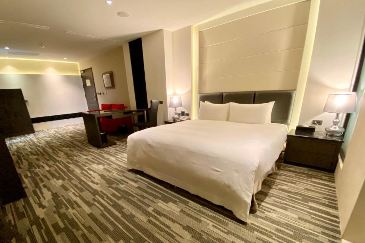 Chiayi Oriental Pearl International Hotel Fanlu Экстерьер фото